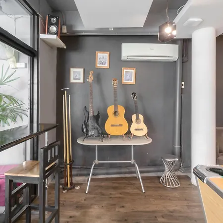 Cheqinn Hostel - Sukhumvit 4 Nana Plaza-3